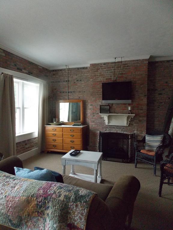 William Watson Hotel (Adults Only) Pittsfield Exterior foto
